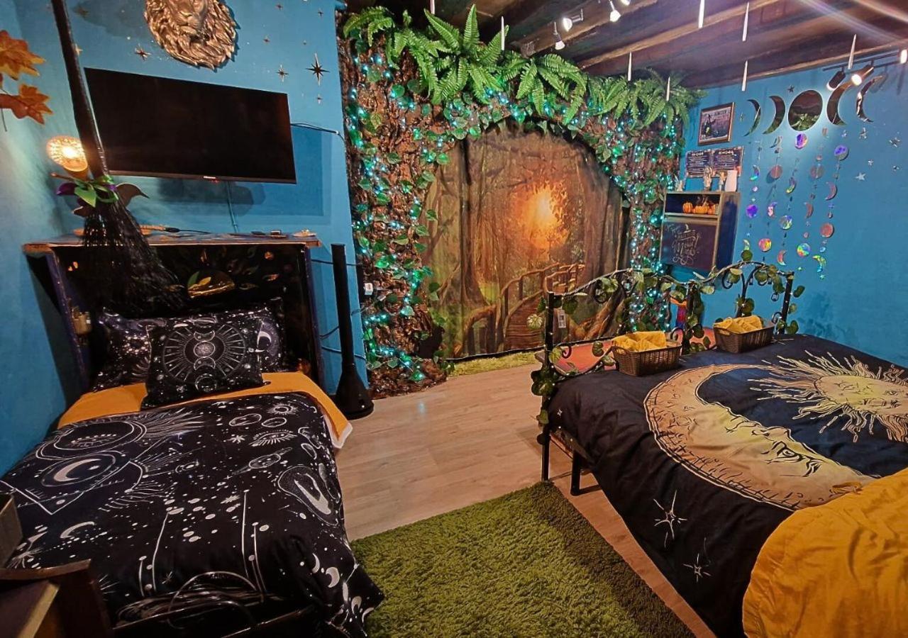 La Casa Di Strega Euphoria - Casa Vacanza Tra Arte E Magia Viterbo Exteriör bild
