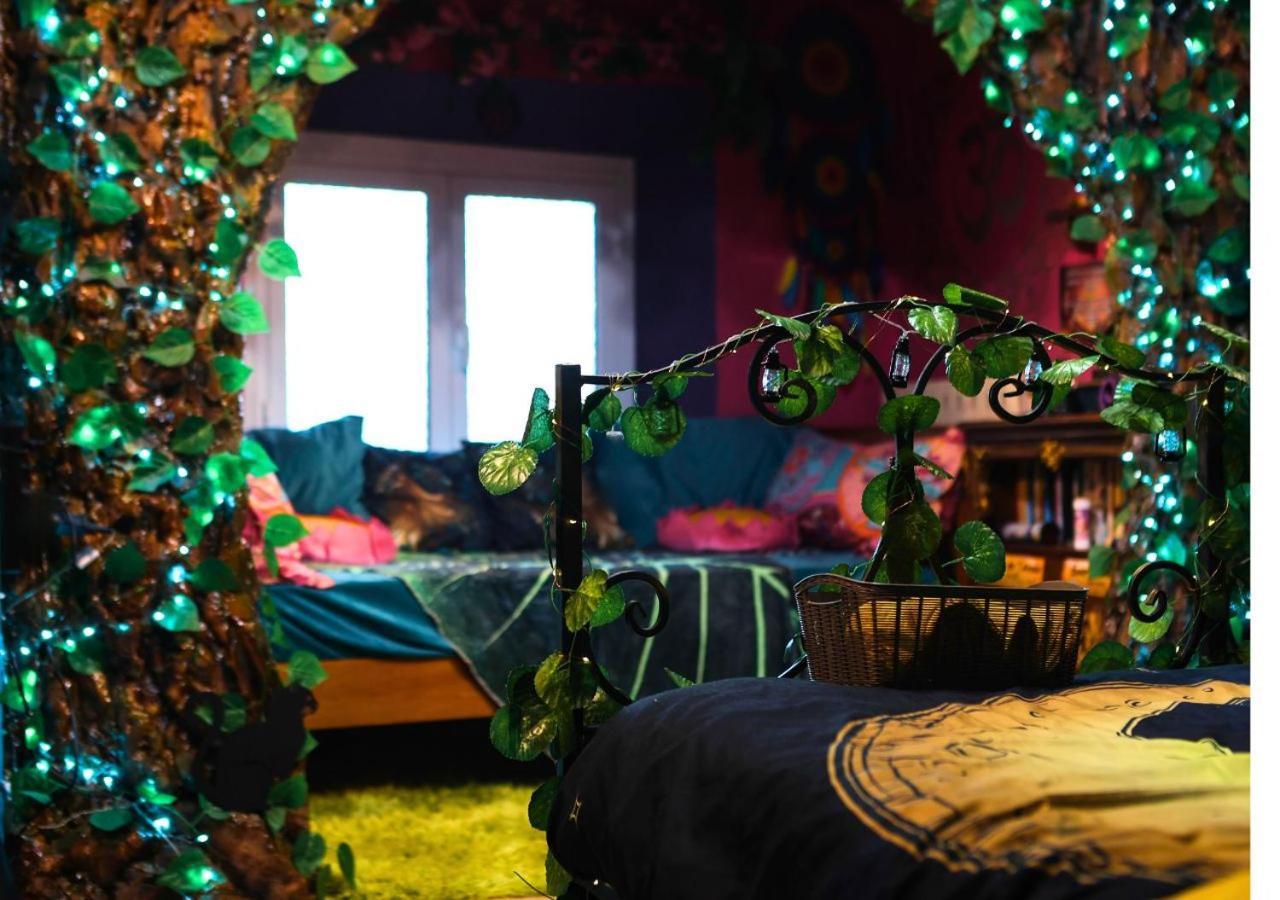 La Casa Di Strega Euphoria - Casa Vacanza Tra Arte E Magia Viterbo Exteriör bild