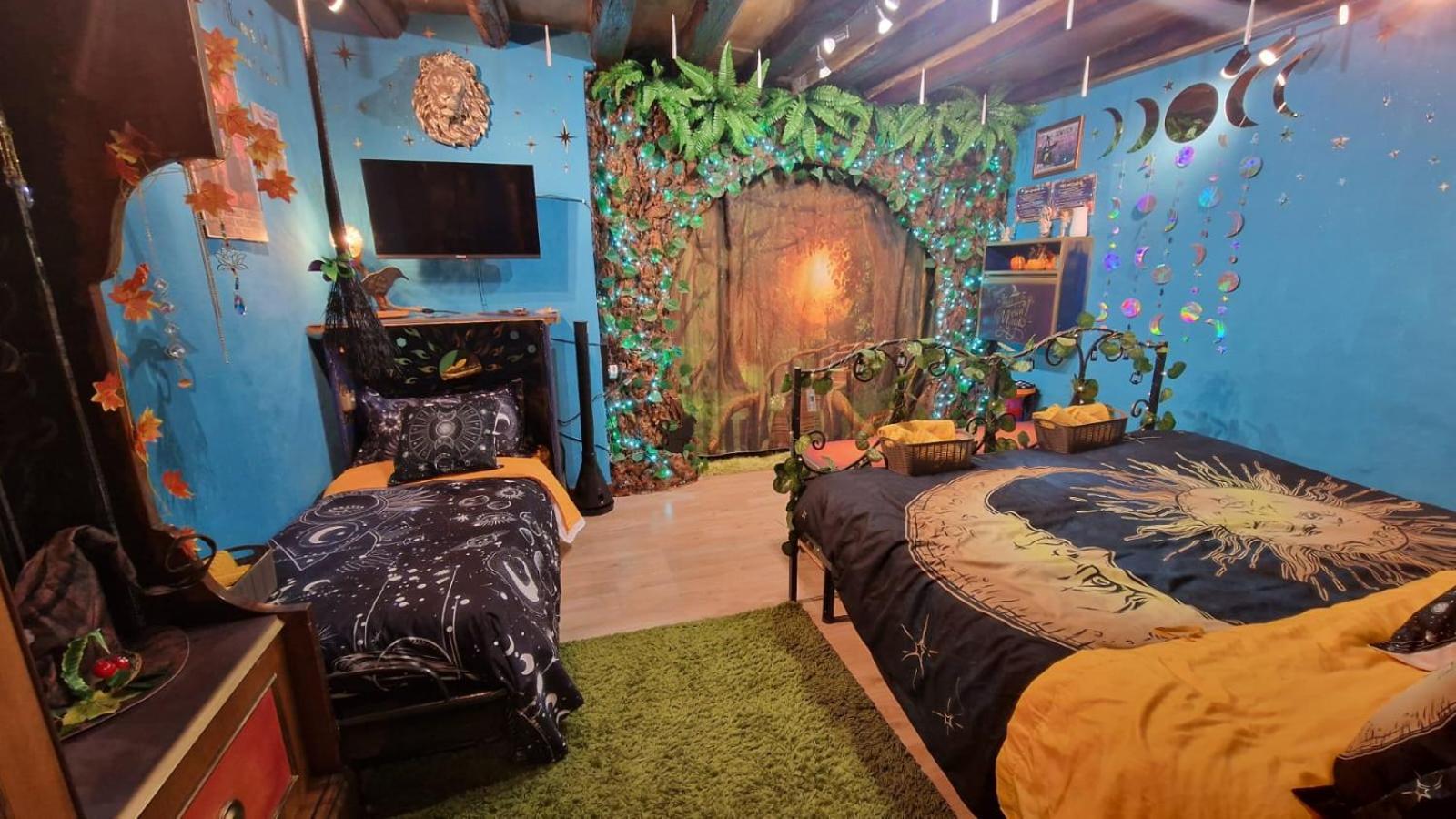La Casa Di Strega Euphoria - Casa Vacanza Tra Arte E Magia Viterbo Exteriör bild